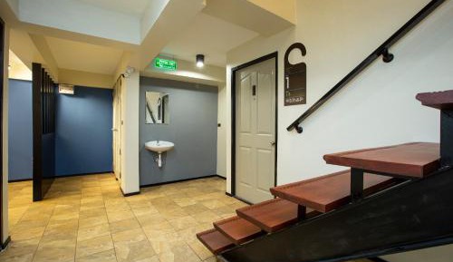 Standard Queen Room