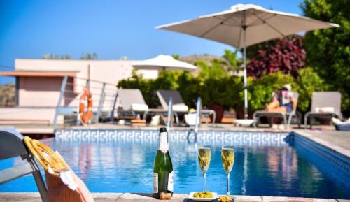 Deluxe Three-Bedroom Villa (6 Adults) private pool