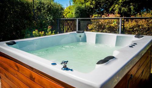 Holiday Home (4 Adults)