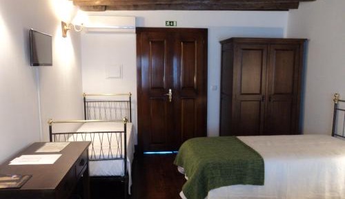 Basic Triple Room