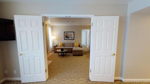 1 Bedroom King - Disability Access