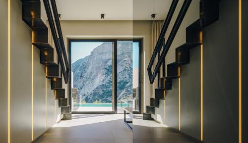 Loft Suite with Private Pool