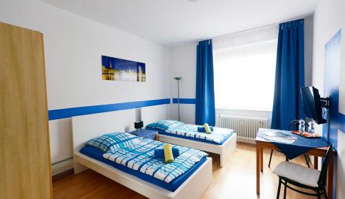 Twin Room with Shared Bathroom