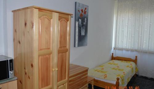 Economy Twin Room