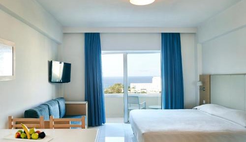 Studio with Sea View