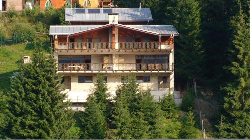 Superior Chalet