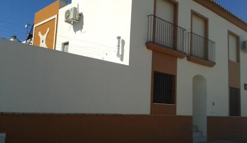 Three-Bedroom Townhouse