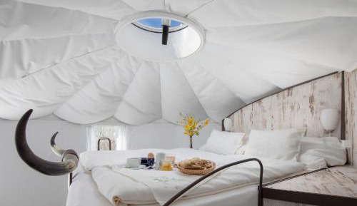 Glamping Ground Superior Yurt