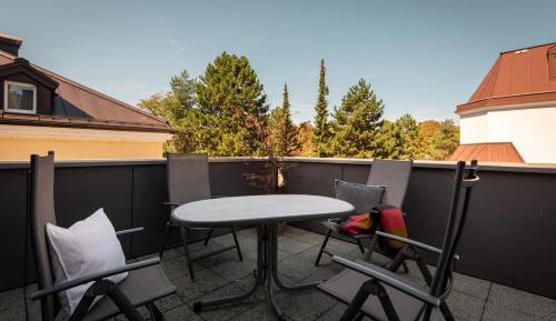 City Apartment with Terrace