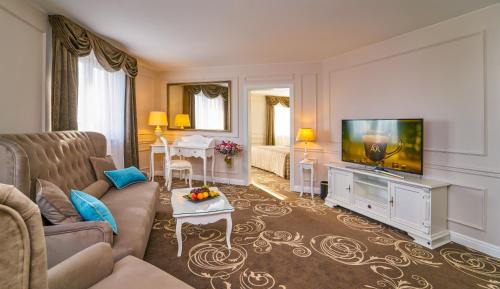 Presidential Suite