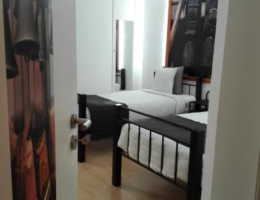 Twin Room with Private Bathroom