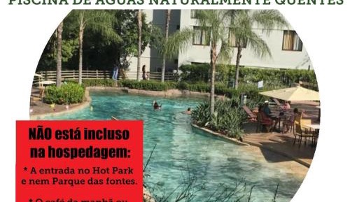 Apartment with Pool View 