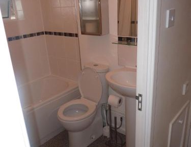 Studio Apartment (1 Adult)