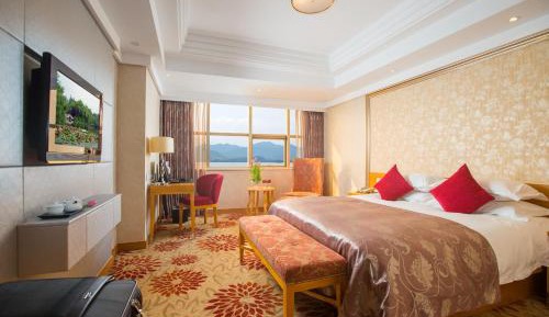 Business Double Room with Lake View