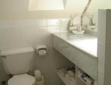 Apartment (3 Adults)