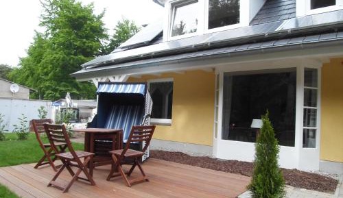 Apartment with terrace / fireplace