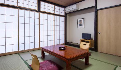 Japanese-Style Quadruple Room
