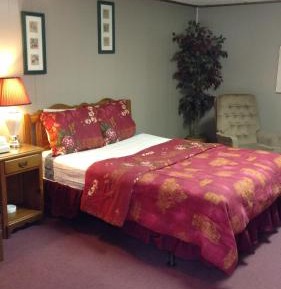 Queen Room - Non-Smoking