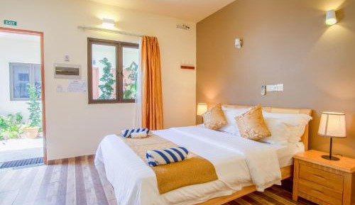 Deluxe Double or Twin Room with Garden View