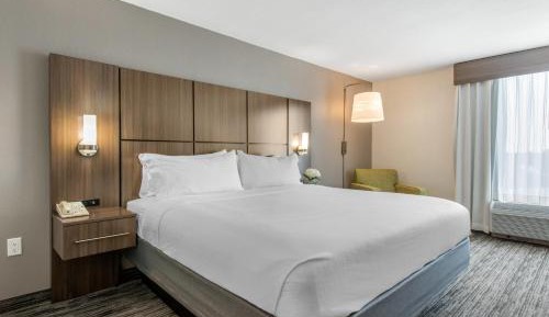 Standard King Room