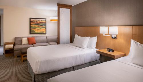 Queen Room with Two Queen Beds, Sofa Bed and Roll-in Shower - Disability Access