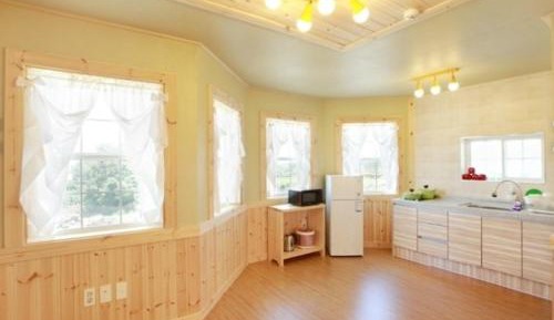 One-Bedroom Holiday Home