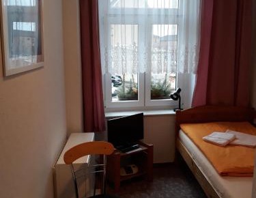 Budget Single Room