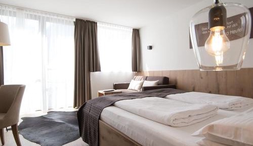 Valavier Suite