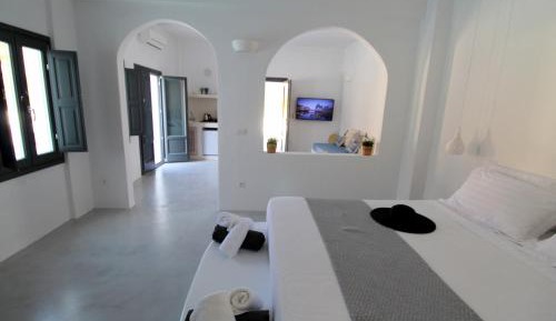 Honeymoon Suite with Plunge Pool