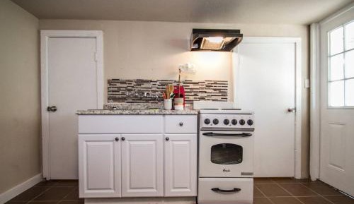 Studio Apartment