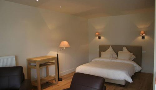 Single Room with Private Bathroom