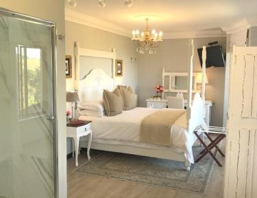 Queen Room with Balcony