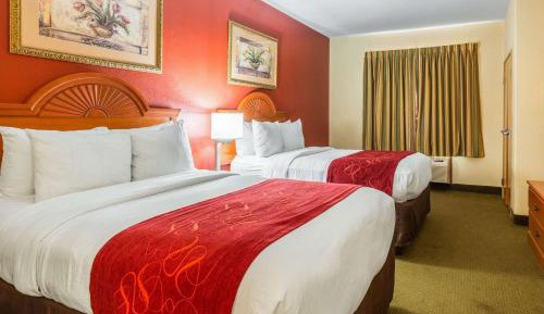Double Suite with Two Double Beds - Non-Smoking