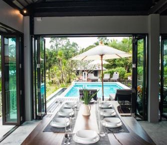 Villa - Beach Front