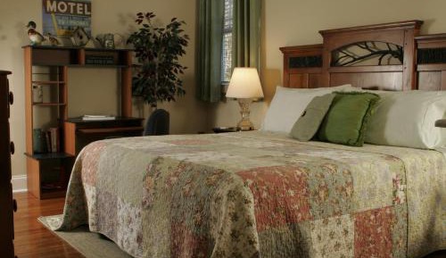 Standard King Room