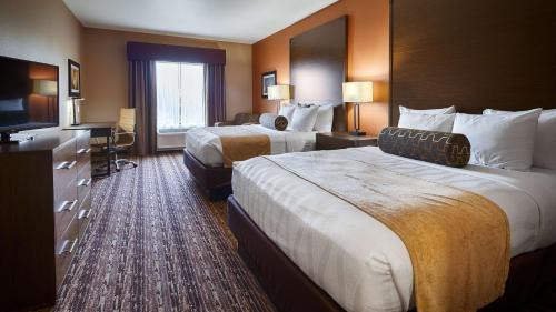Queen Room with Two Queen Beds