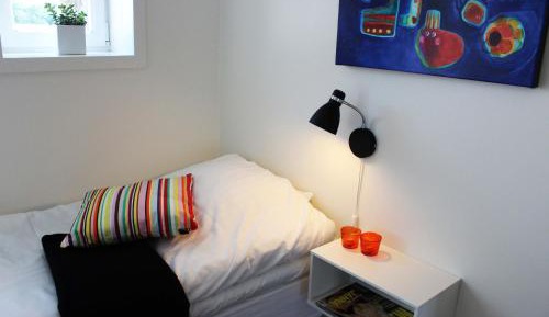 Single Room with Shared Bathroom
