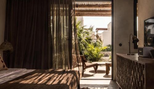 Deluxe Double or Twin Room with Garden View