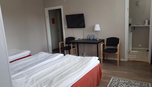 Quadruple Room with Shared Bathroom