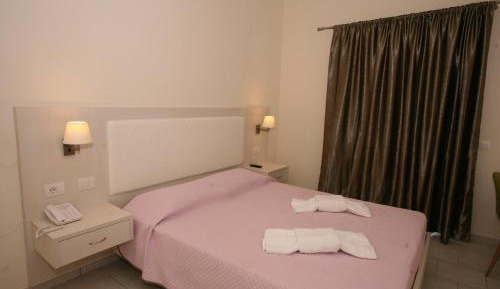 Standard Double or Twin Room with Garden View