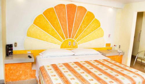 Standard Queen Room