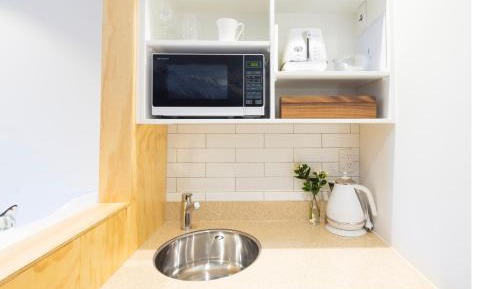 Compact double room street facing