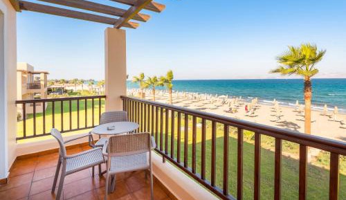 Double or Twin Room with Sea View