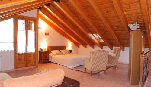 Three-Bedroom Apartment (5 Adults)