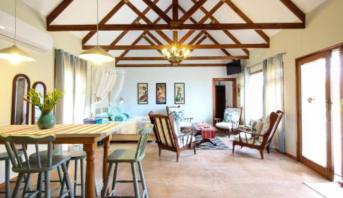 Two-Bedroom Cottage (6 Adults)