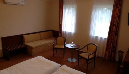 Suite with Hot Tub