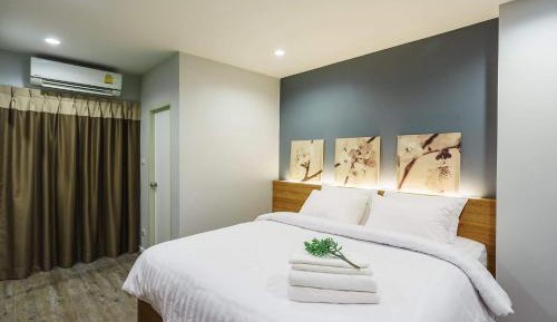 Standard King Room