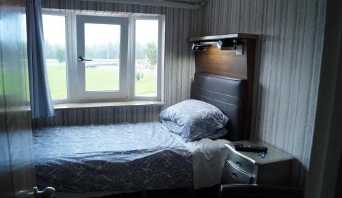 Single Room with Shared Bathroom