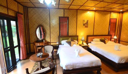 Superior Twin Room with Garden View
