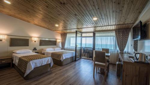 King Room with Balcony
